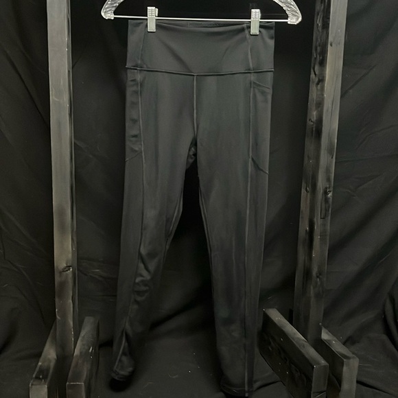 Victoria’s Secret- black ankle length pants - Picture 1 of 7